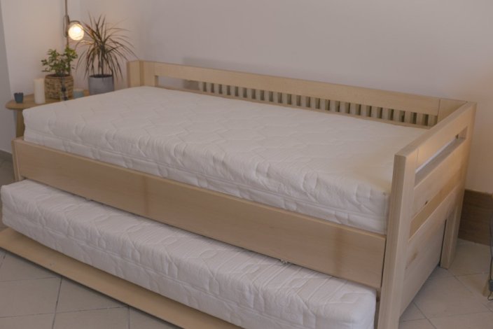 Rozkládací postel z masivu dub 80 až 160 x 200 cm Teodor - Druh materiálu: Dub rustikal